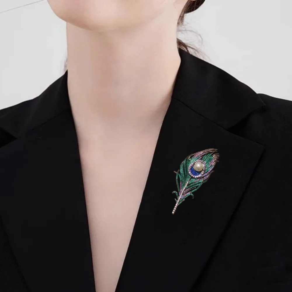 Luxury Zircon Peacock Feather Brooch